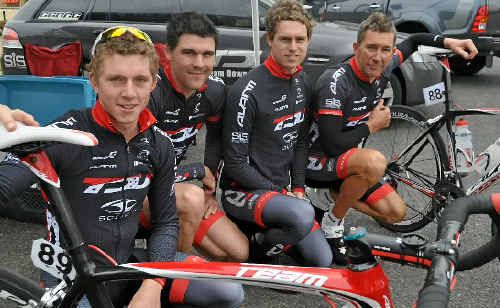 Justin Vanstone, Jared Rowney, Michael Sargeant and former world champ Troy Bayliss prepare for the race. Justin Vanstone, Jared Rowney, Michael Sargeant and former world champ Troy Bayliss prepare for the race.
